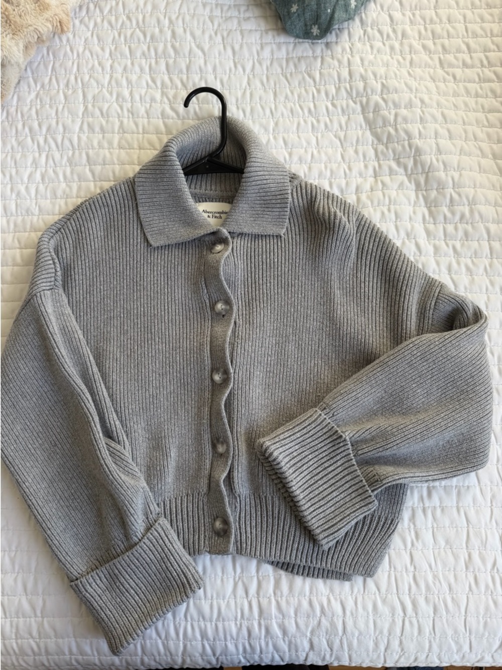 Abercrombie & Fitch Grey Cardigan Sweater